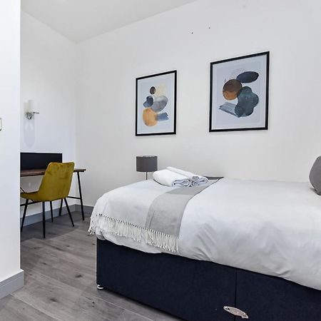 Lovely 2 Bedroom Apartment In Greater Londyn Zewnętrze zdjęcie