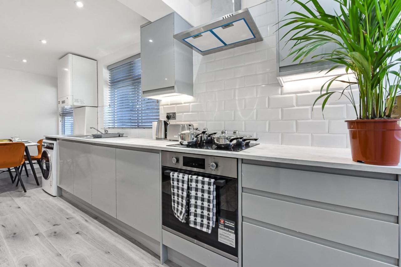 Lovely 2 Bedroom Apartment In Greater Londyn Zewnętrze zdjęcie