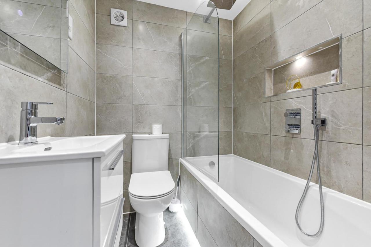 Lovely 2 Bedroom Apartment In Greater Londyn Zewnętrze zdjęcie