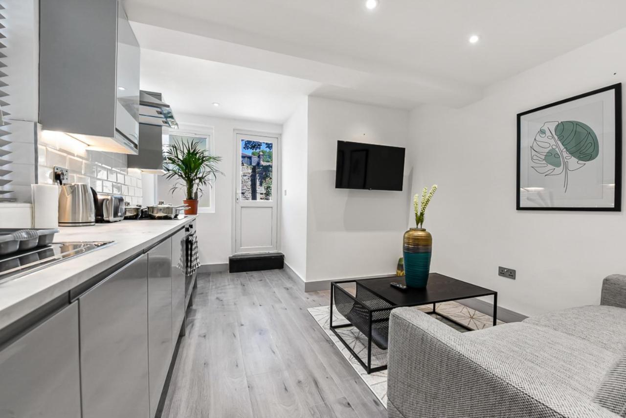 Lovely 2 Bedroom Apartment In Greater Londyn Zewnętrze zdjęcie